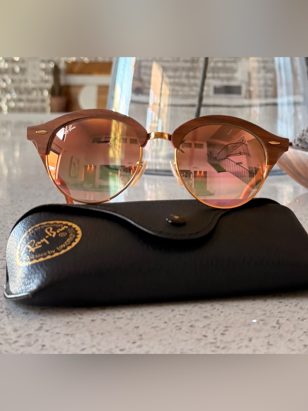 Ray-Ban Women's Round Gold Frame Sunglasses With Copper/Pink Gradient Lenses